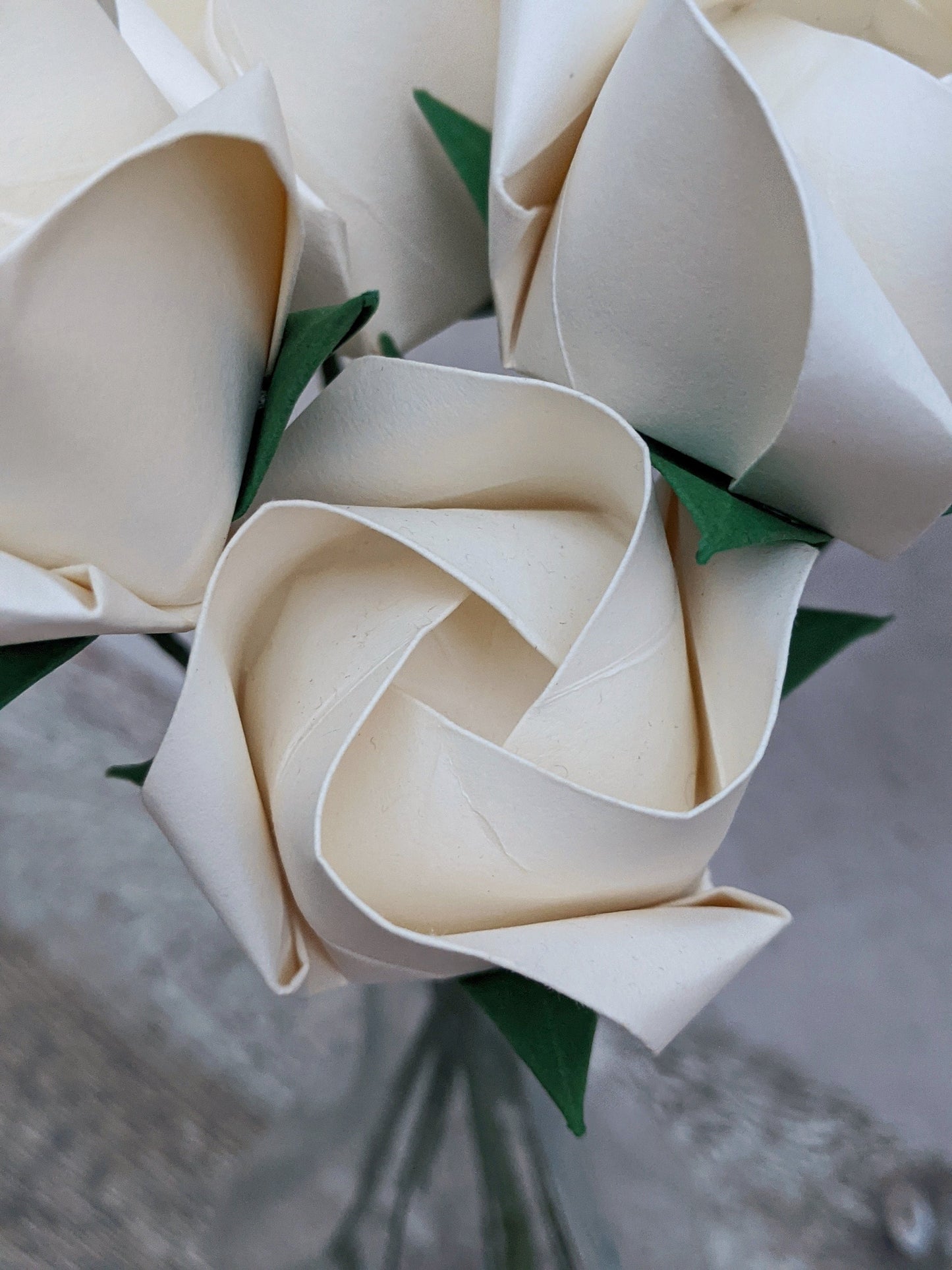 Ivory paper roses bouquet, origami flowers gift